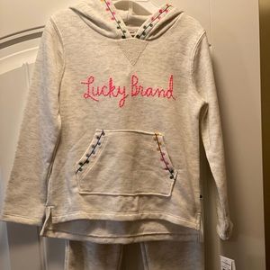 Girls Lucky Brand 2 Piece matching jogger set- 4T